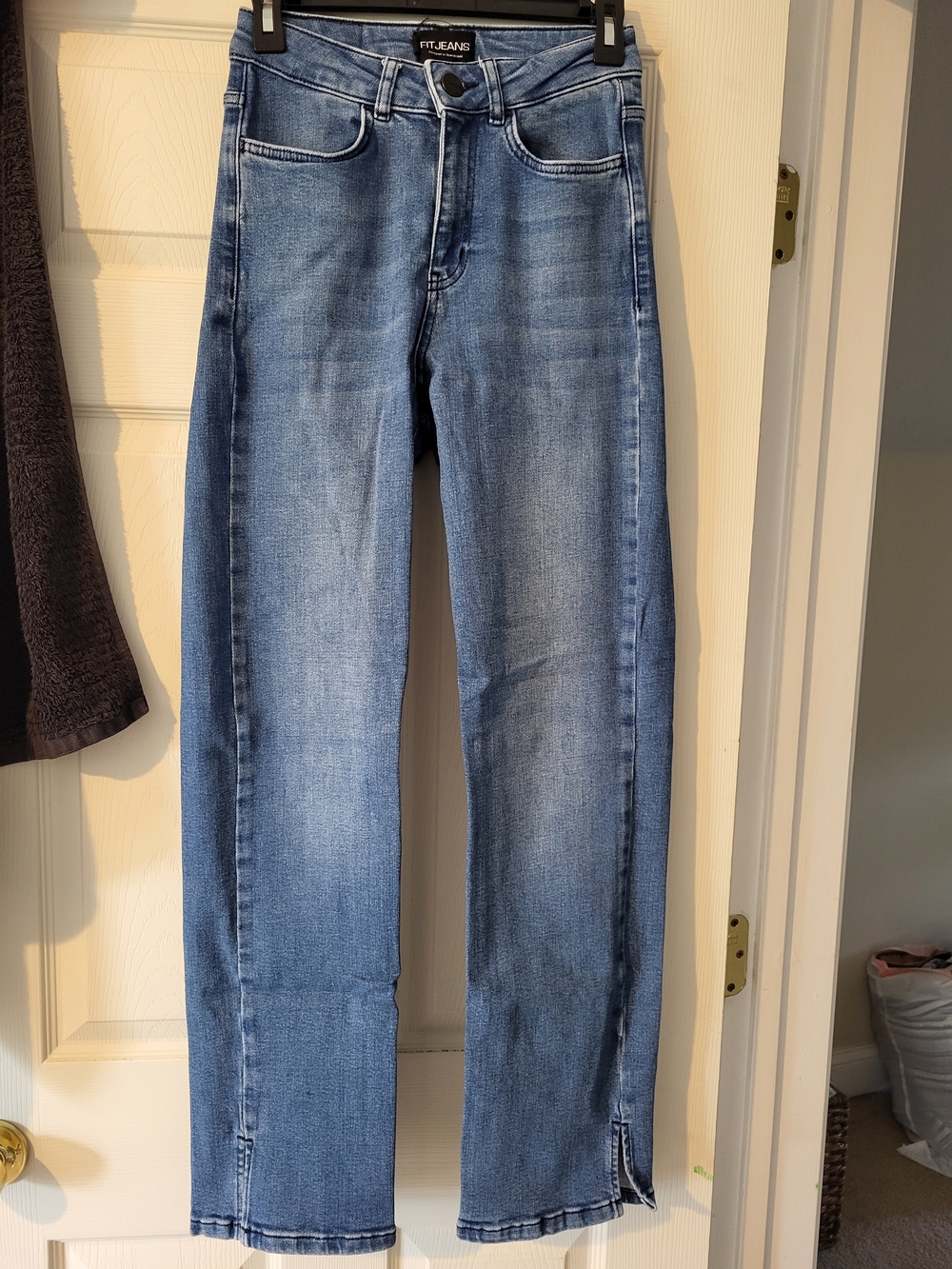 FITJEANS Straight-Leg Jeans